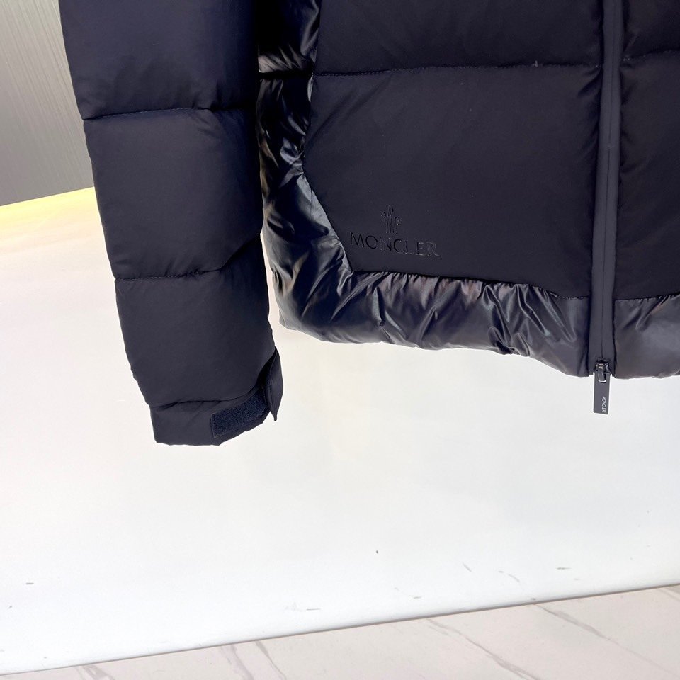 モンクレール服コピー 男女兼用   2022新品大人気NO.1  Moncler  モンクレール服0150