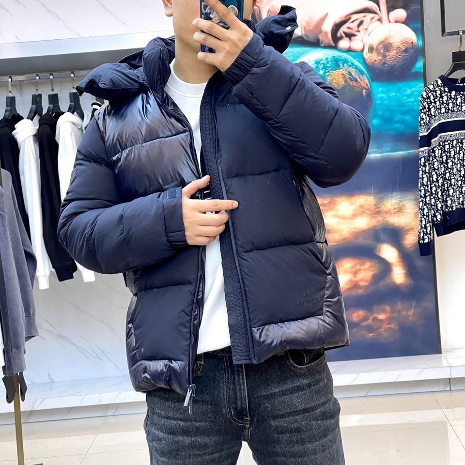 モンクレール服コピー 男女兼用   2022新品大人気NO.1  Moncler  モンクレール服0150