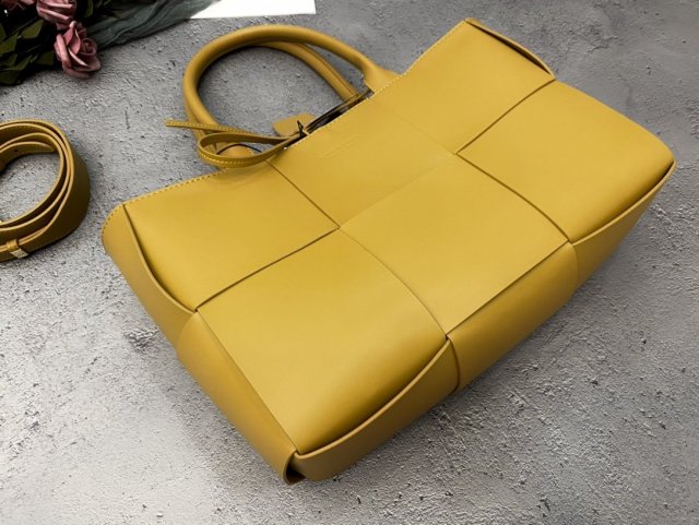 ボッテガヴェネタバッグコピー 2023大人気NO.1  BOTTEGA VENETA ボッテガヴェネタバッグ0101