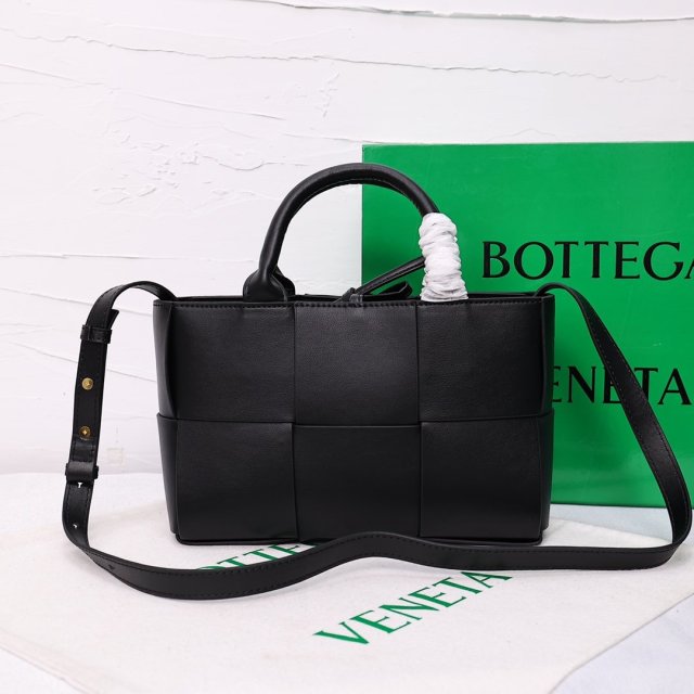 ボッテガヴェネタバッグコピー 2023大人気NO.1  BOTTEGA VENETA ボッテガヴェネタバッグ0115