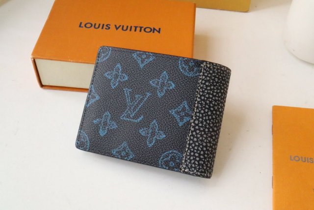 ルイヴィトン財布コピー 2023新品大人気NO.1 Louis Vuitton ルイヴィトン財布546