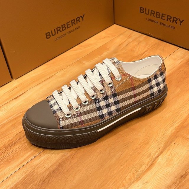 バーバリー靴コピー 2023大人気NO.1 Burberry  バーバリー靴0021