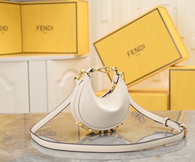 フェンディバッグコピー  定番人気2023新品  FENDI フェンディバッグ0322