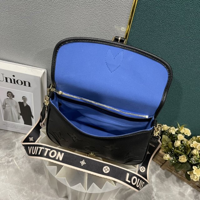 ルイヴィトンバッグコピー  2023新品大人気NO.1  Louis Vuitton   ルイヴィトンバッグ0394