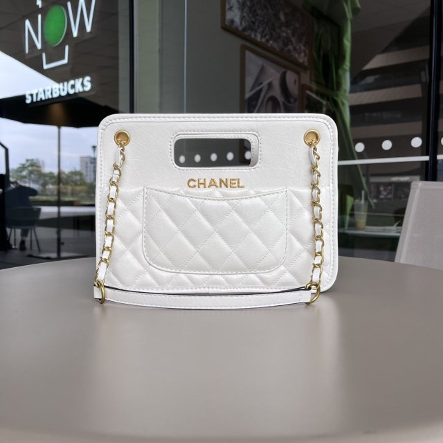 シャネルバッグコピー 定番人気2023新品  CHANEL   シャネルバッグ0519