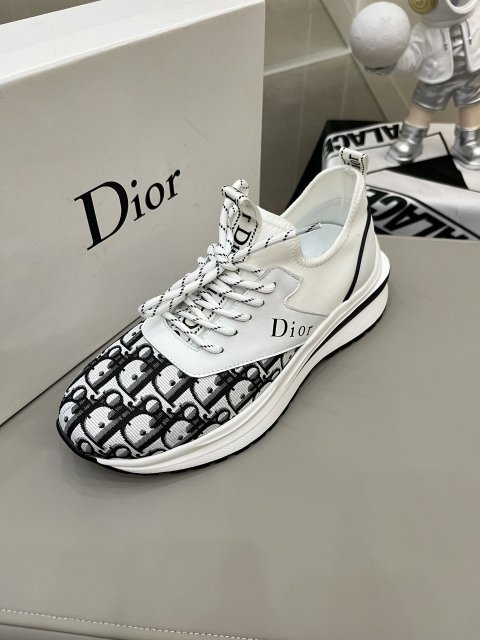 ディオール靴コピー    2023新品大人気NO.1  DIOR  ディオール靴0138