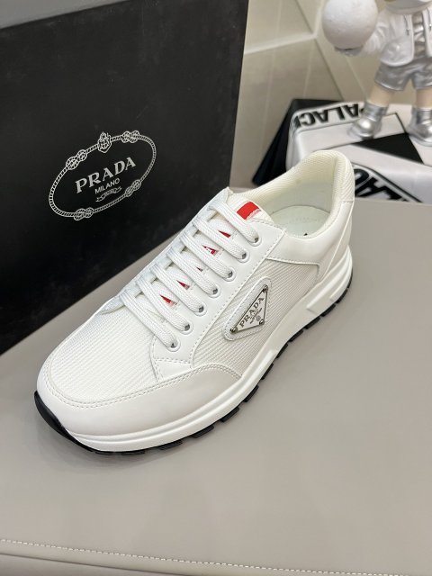 プラダ靴コピー 2023新品大人気NO.1 PRADA  プラダ靴0043