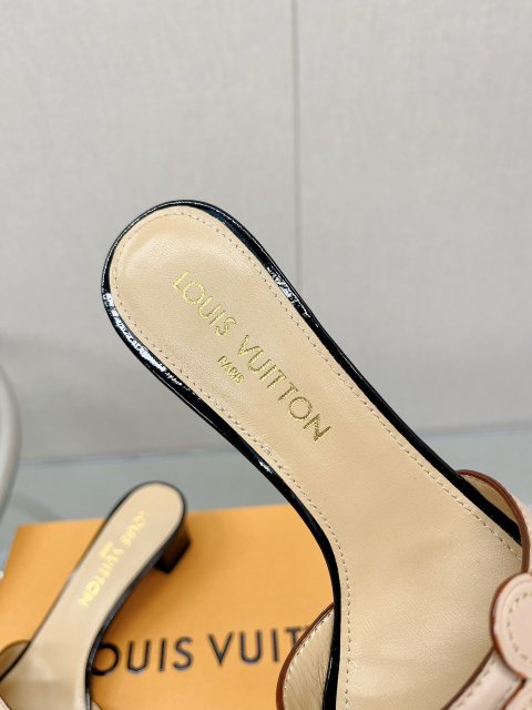 ルイヴィトン靴コピー  5色  2023新品大人気NO.1  Louis Vuitton ルイヴィトン靴0414