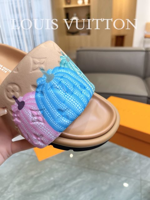 ルイヴィトン靴コピー 3色  男女兼用  定番人気2023新品   Louis Vuitton ルイヴィトン靴0414