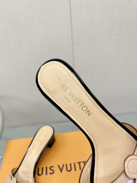 ルイヴィトン靴コピー  5色  2023新品大人気NO.1  Louis Vuitton ルイヴィトン靴0414