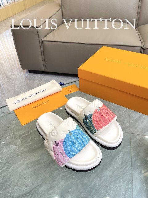 ルイヴィトン靴コピー 3色  男女兼用  定番人気2023新品   Louis Vuitton ルイヴィトン靴0414