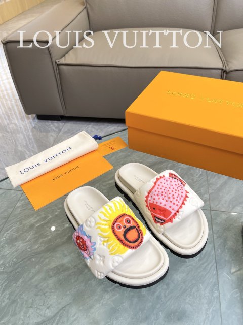ルイヴィトン靴コピー 3色  男女兼用  定番人気2023新品   Louis Vuitton ルイヴィトン靴0415