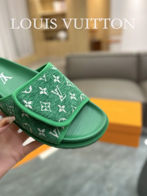 ルイヴィトン靴コピー 4色  男女兼用  定番人気2023新品   Louis Vuitton ルイヴィトン靴0417