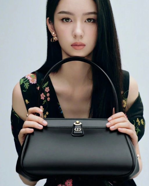 高品質ディオールバッグコピー  大人気2023新品  DIOR   ディオールバッグ0103