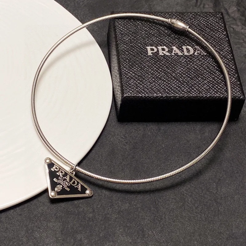 プラダ アクセサリーコピー  2023SS新作通販  PRADA  プラダ アクセサリー007
