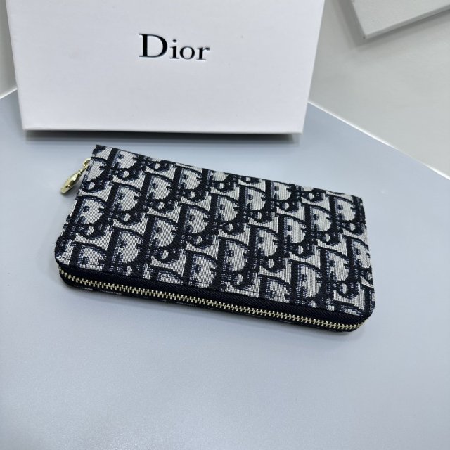 ディオール財布コピー  2023新品大人気NO.1    DIOR ディオール財布0026