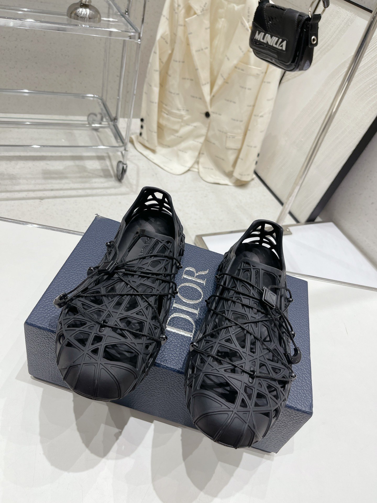 ディオール靴コピー    2023新品大人気NO.1   DIOR  ディオール靴0150