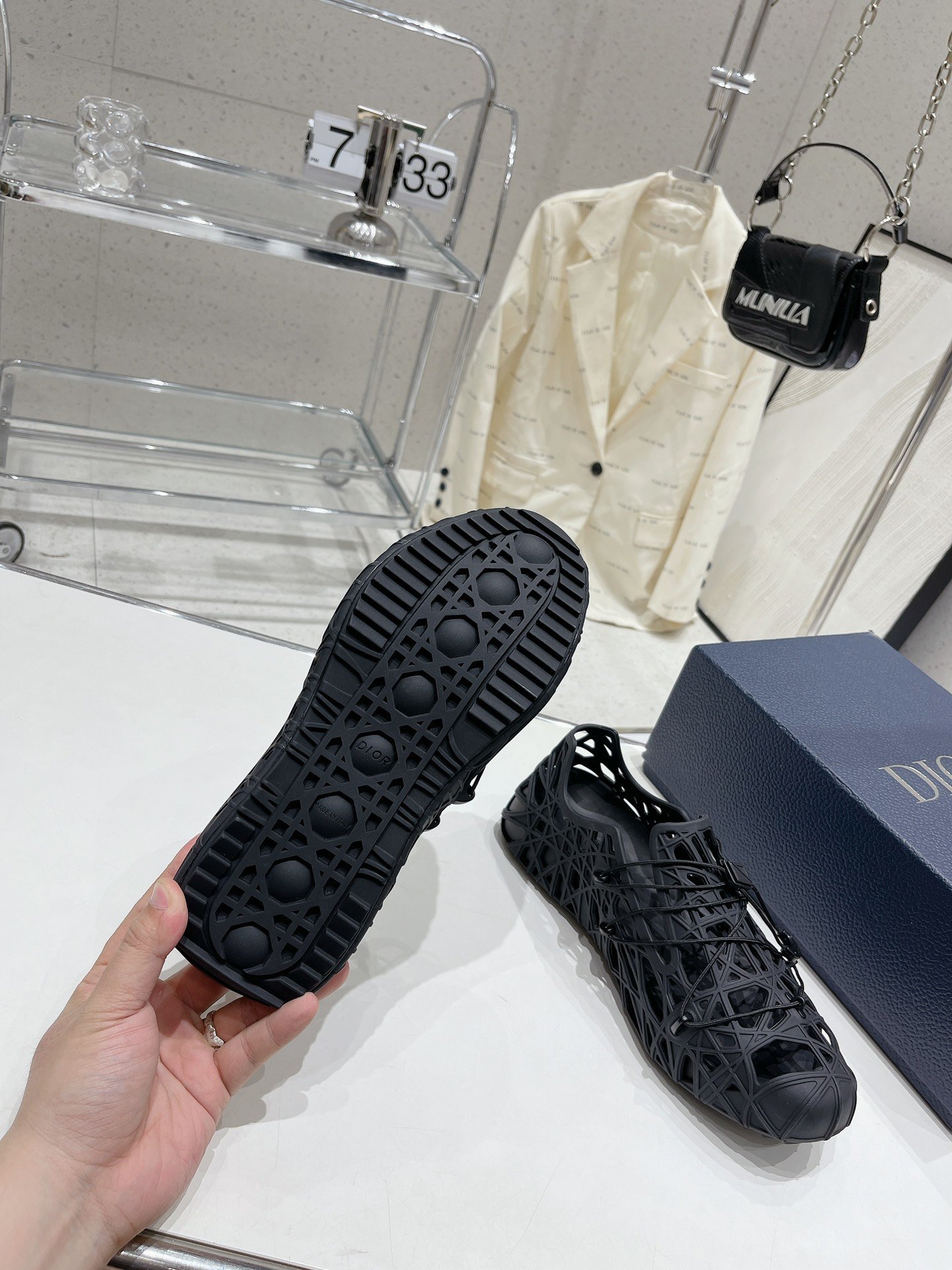 ディオール靴コピー    2023新品大人気NO.1   DIOR  ディオール靴0150