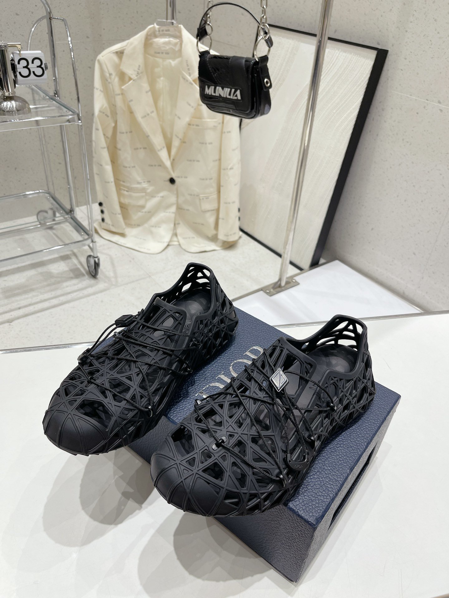 ディオール靴コピー    2023新品大人気NO.1   DIOR  ディオール靴0150