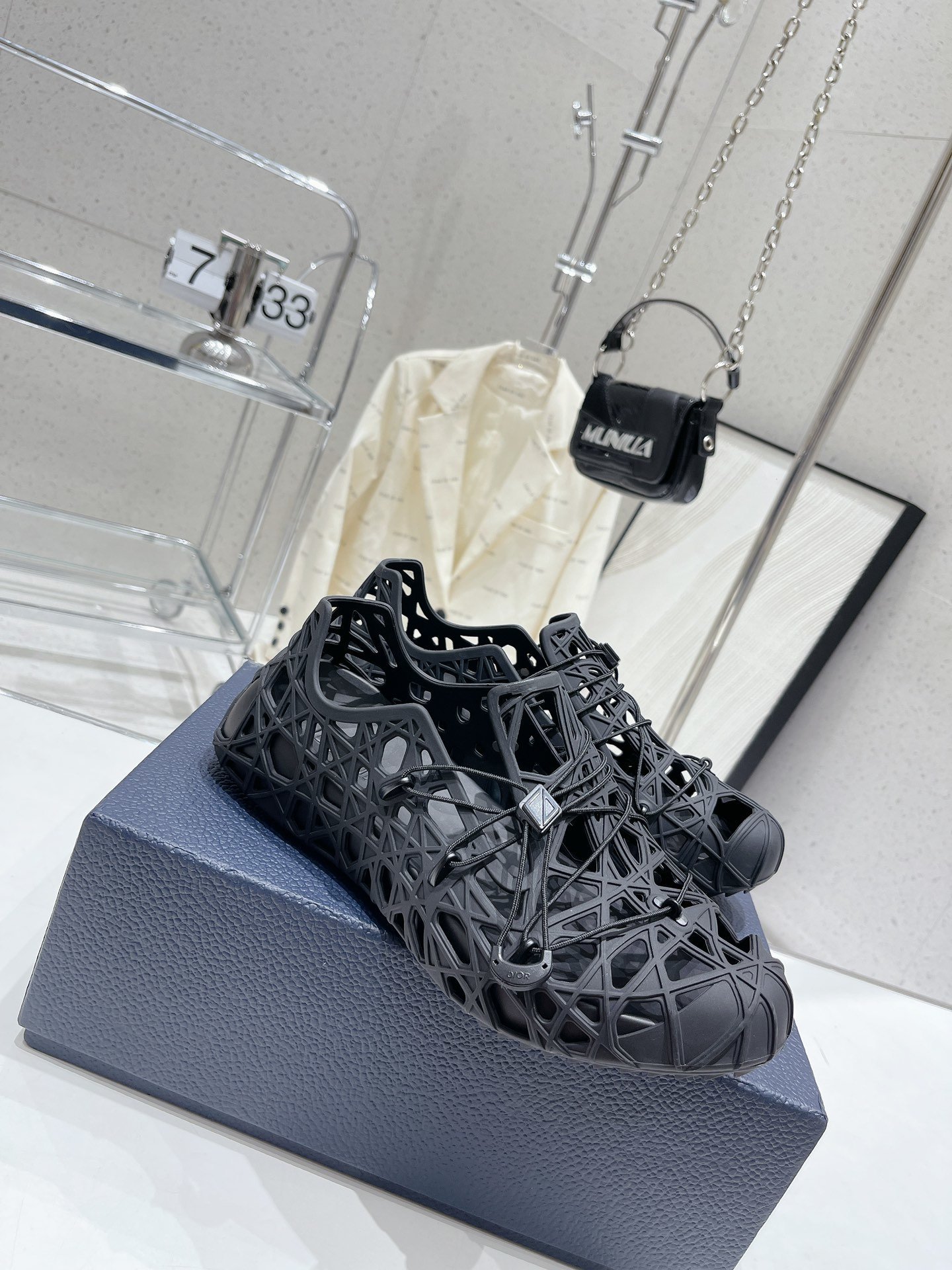 ディオール靴コピー    2023新品大人気NO.1   DIOR  ディオール靴0150