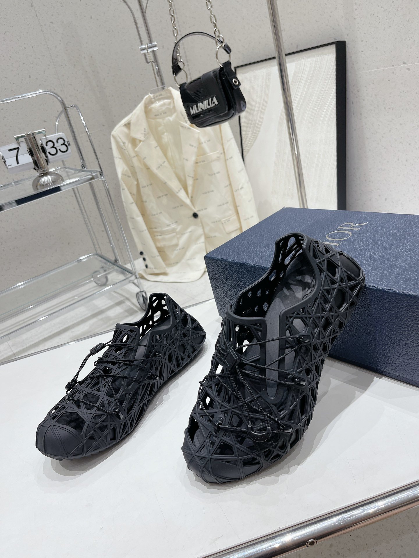 ディオール靴コピー    2023新品大人気NO.1   DIOR  ディオール靴0150