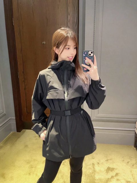 バーバリー服コピー   2023新品大人気NO.1   BURBERRY  バーバリー服0016