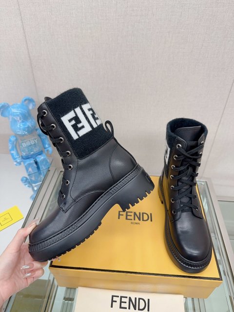 フェンディ靴コピー  2023新品大人気NO.1  FENDI フェンディ靴0042
