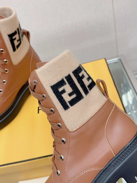 フェンディ靴コピー  2023新品大人気NO.1  FENDI フェンディ靴0043