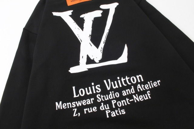 ルイヴィトン服コピー 男女兼用  大人気2023新品   Louis Vuitton ルイヴィトン服0221