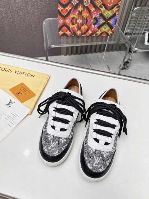 ルイヴィトン靴コピー   2023新品大人気NO.1  Louis Vuitton ルイヴィトン靴0422