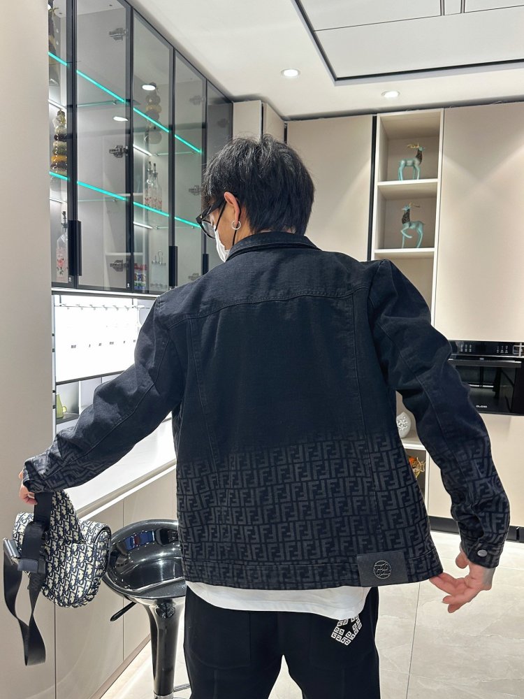フェンディ服コピー     2023SS新作通販    FENDI フェンディ服0068