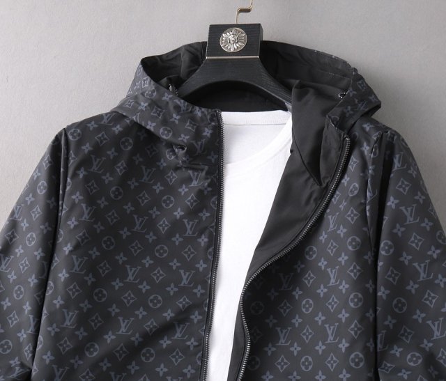 ルイヴィトン服コピー       大人気2023新品   Louis Vuitton ルイヴィトン服0196