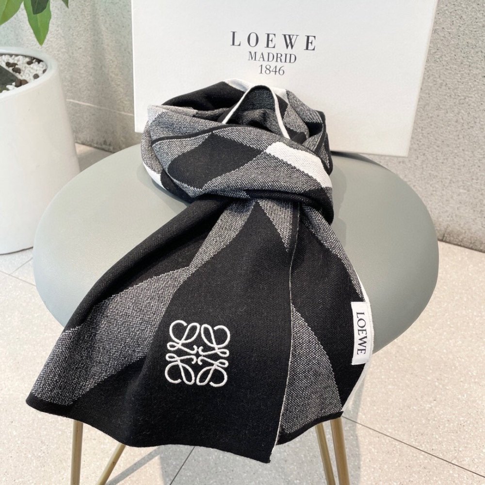 ロエベ マフラーコピー   定番人気2023新品  LOEWE ロエベ マフラー0072