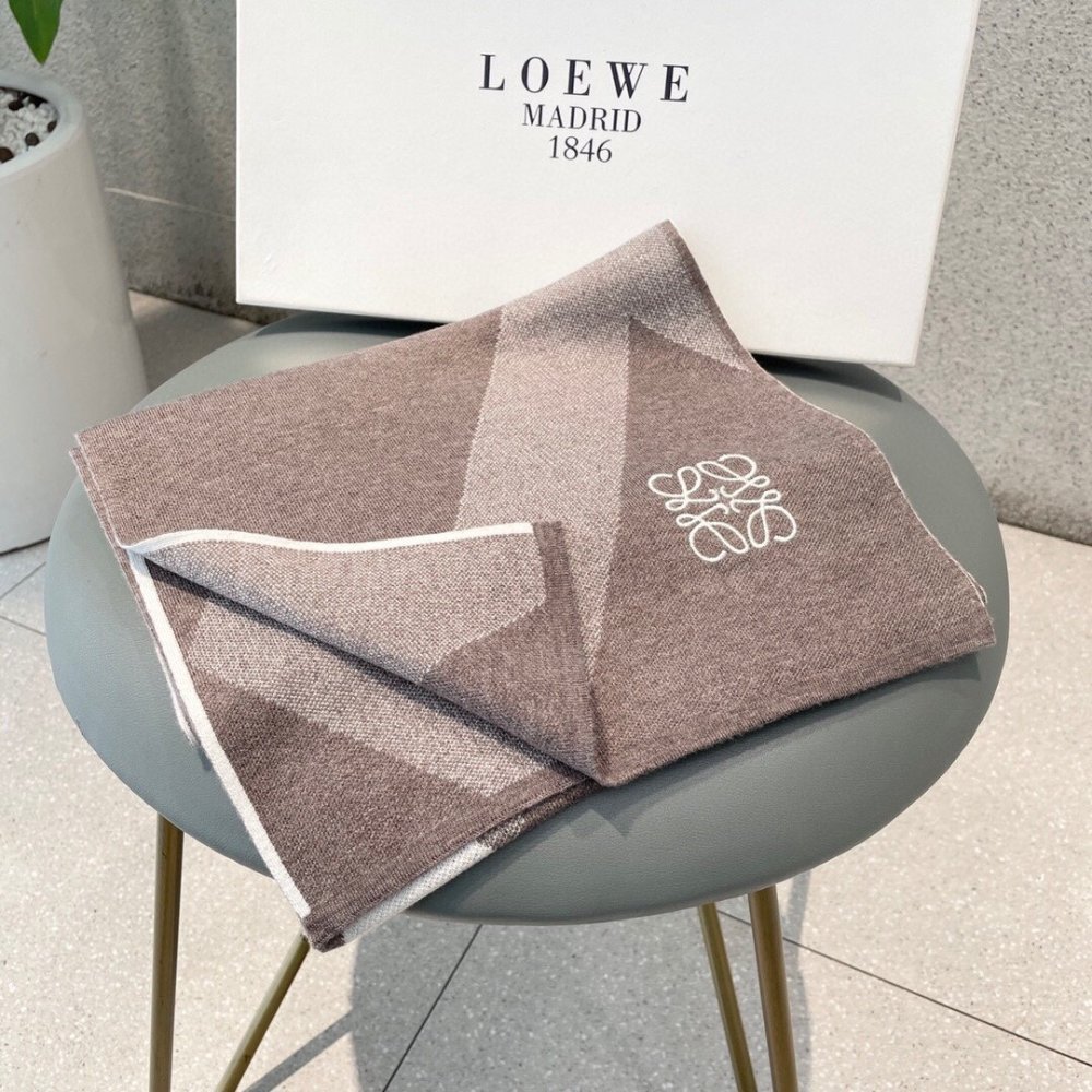 ロエベ マフラーコピー   定番人気2023新品  LOEWE ロエベ マフラー0071