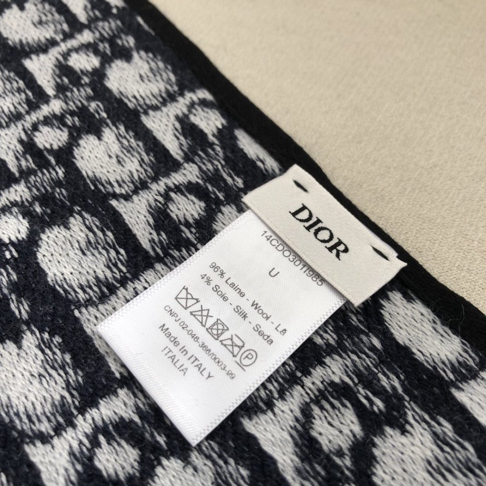 ディオールマフラーコピー 大人気2022新品 DIOR ディオールマフラー0046