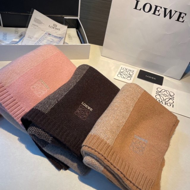 ロエベ マフラーコピー 男女兼用  定番人気2023新品  LOEWE ロエベ マフラー0070