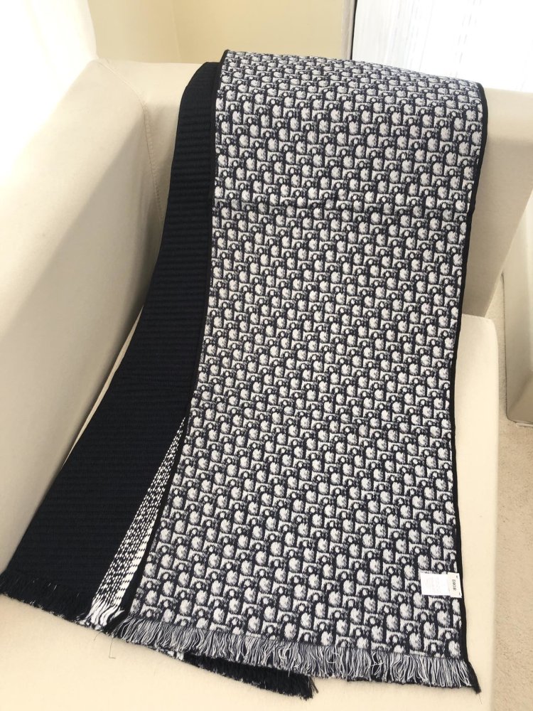 ディオールマフラーコピー 大人気2022新品 DIOR ディオールマフラー0046