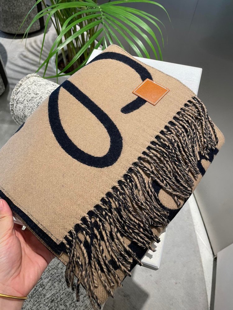 ロエベ マフラーコピー 2023SS新作通販  LOEWE ロエベ マフラー0067