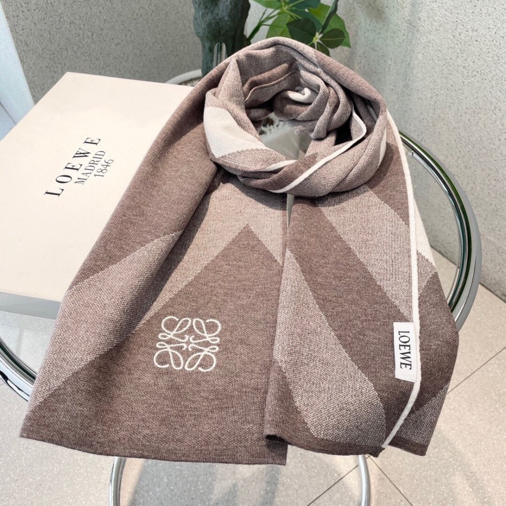 ロエベ マフラーコピー   定番人気2023新品  LOEWE ロエベ マフラー0071