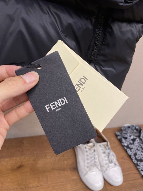 フェンディ服コピー       2023新品大人気NO.1    FENDI フェンディ服0088