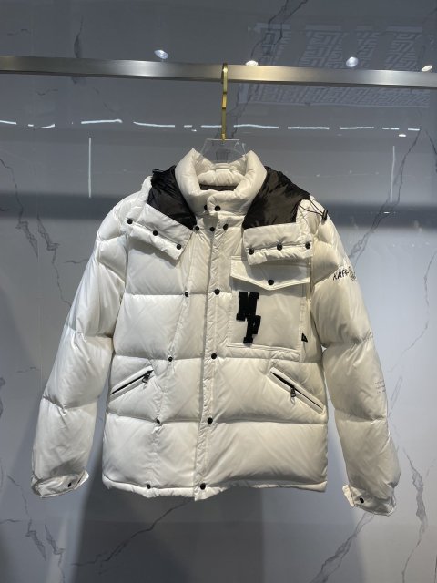 モンクレール服コピー  男女兼用  2023SS新作通販   Moncler  モンクレール服0225