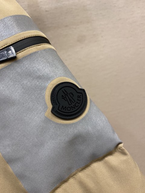 モンクレール服コピー    大人気2023新品   Moncler  モンクレール服0246