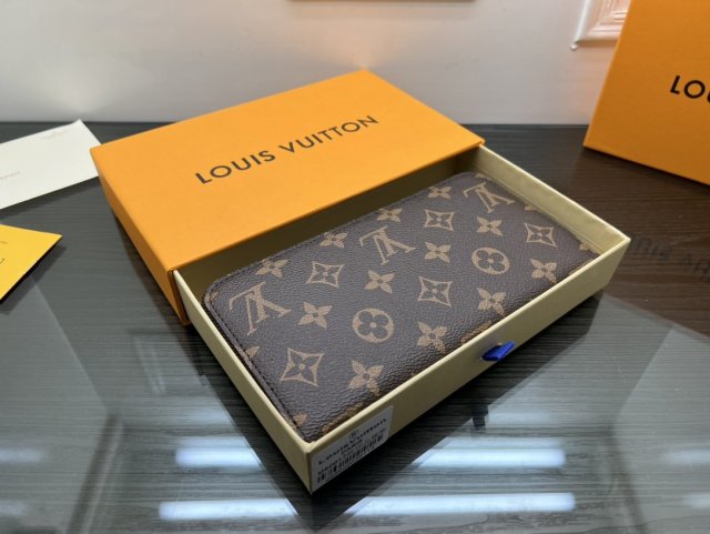日本限定ルイヴィトン財布コピー 2023新品大人気NO.1 Louis Vuitton  M80857M60017