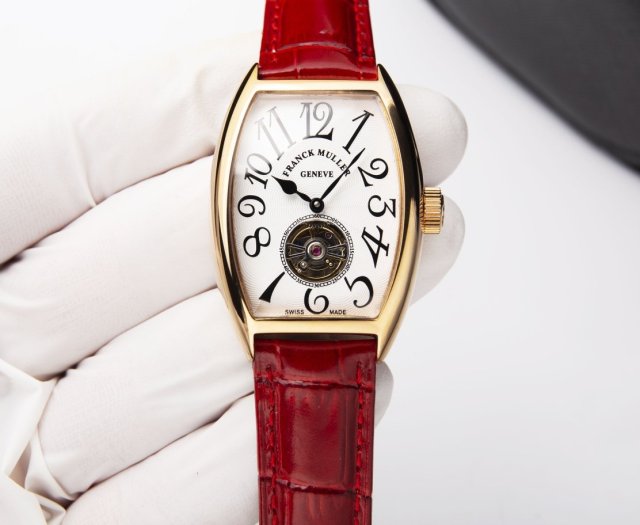 累積売上総額第１位！ フランクミュラー時計コピー 3色  フランクミュラー時計0057
