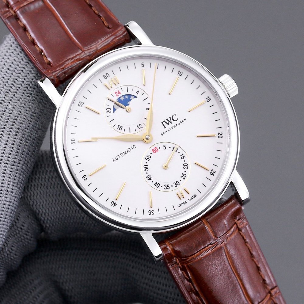 顔だちが絶頂である!  IW544805    IWC時計コピー      IWC  IWC時計0061