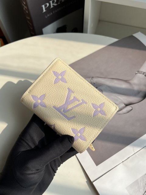 売上総額１位！2024新作ルイヴィトン財布コピー  Louis Vuitton ルイヴィトン財布M80151