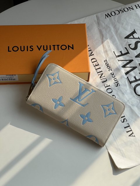 一目惚れ ★ルイヴィトン財布コピー 2024新品大人気NO.1 Louis Vuitton ルイヴィトン財布M69794