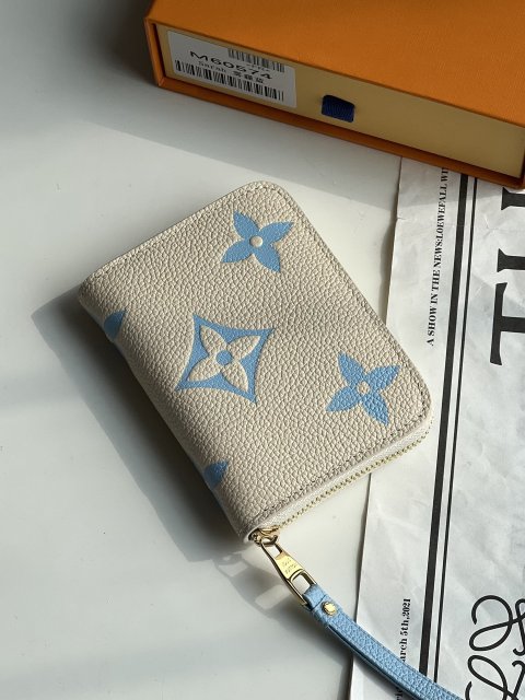 ☆超人気☆ ルイヴィトン財布コピー 2024新品 Louis Vuitton ルイヴィトン財布M60574