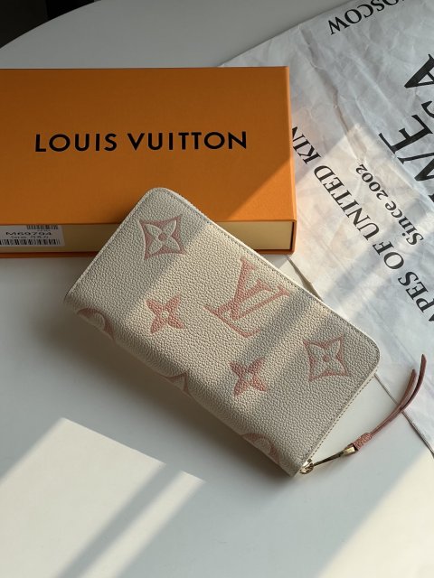 完売必至 ★ルイヴィトン財布コピー 2024新品大人気NO.1 Louis Vuitton ルイヴィトン財布M69794