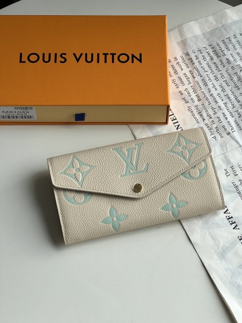 【すぐ届く】ルイヴィトン財布コピー 2024新品大人気NO.1 Louis Vuitton ルイヴィトン財布M69794